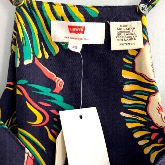 Levi’s Womens Tropical Coconut Girl Vacation Hawaiian Layered Crop Top XS NEW - Picture 4 of 12